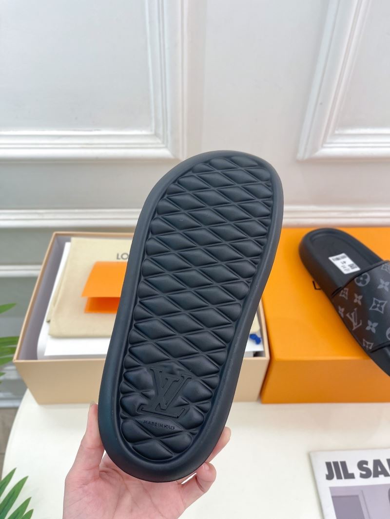 Louis Vuitton Slippers